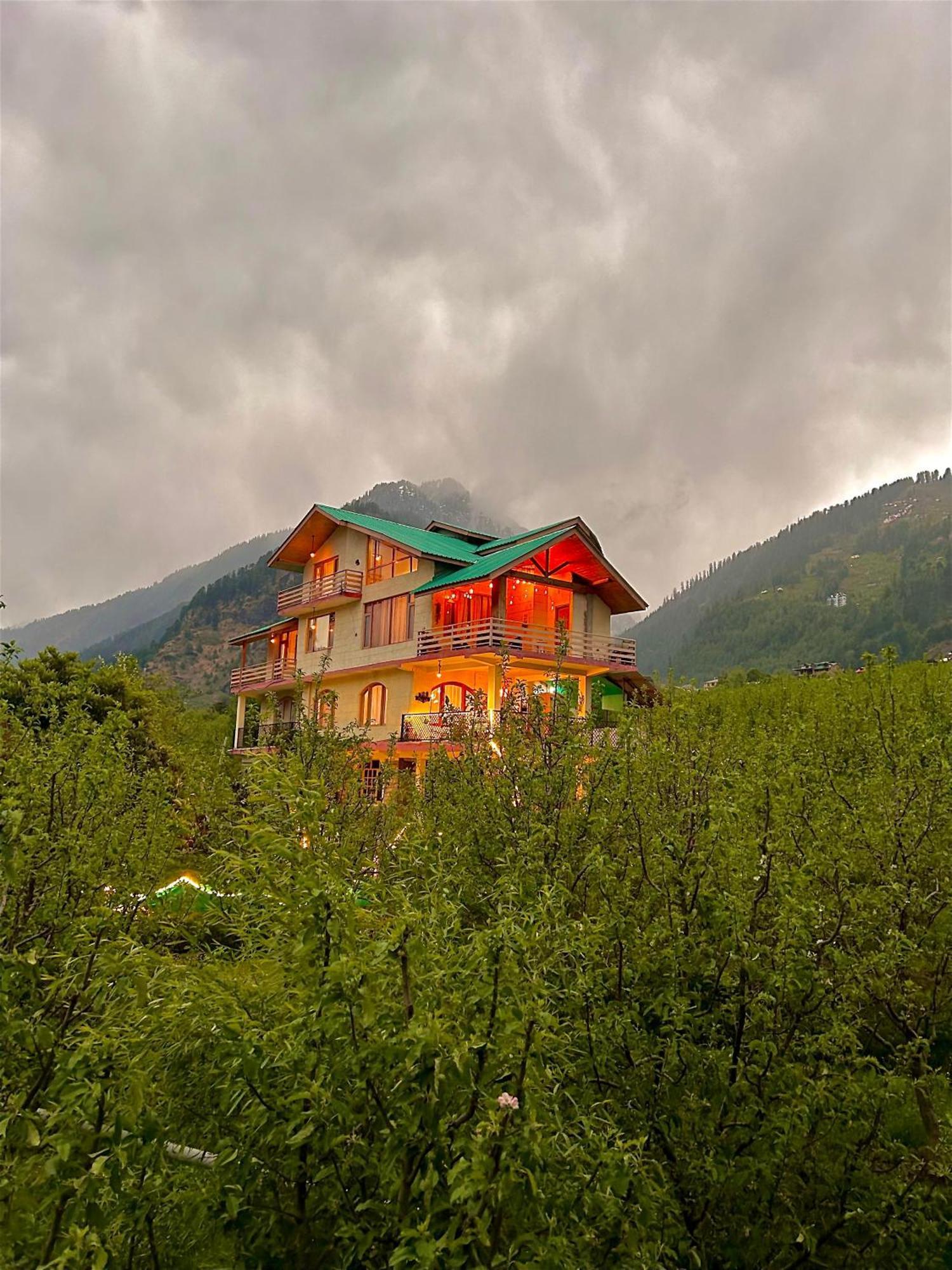 The Woodshed Manāli Exterior foto